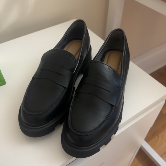Crown Vintage Lane Loafer - Picture 4 of 5